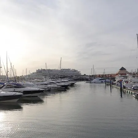 Hopstays Vilamoura House Garden - Marina View Holiday home