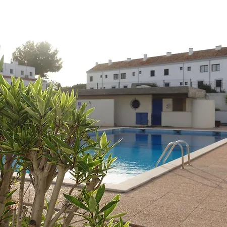 Vilamoura Garden House With Pool & Parking, By Hopstays *